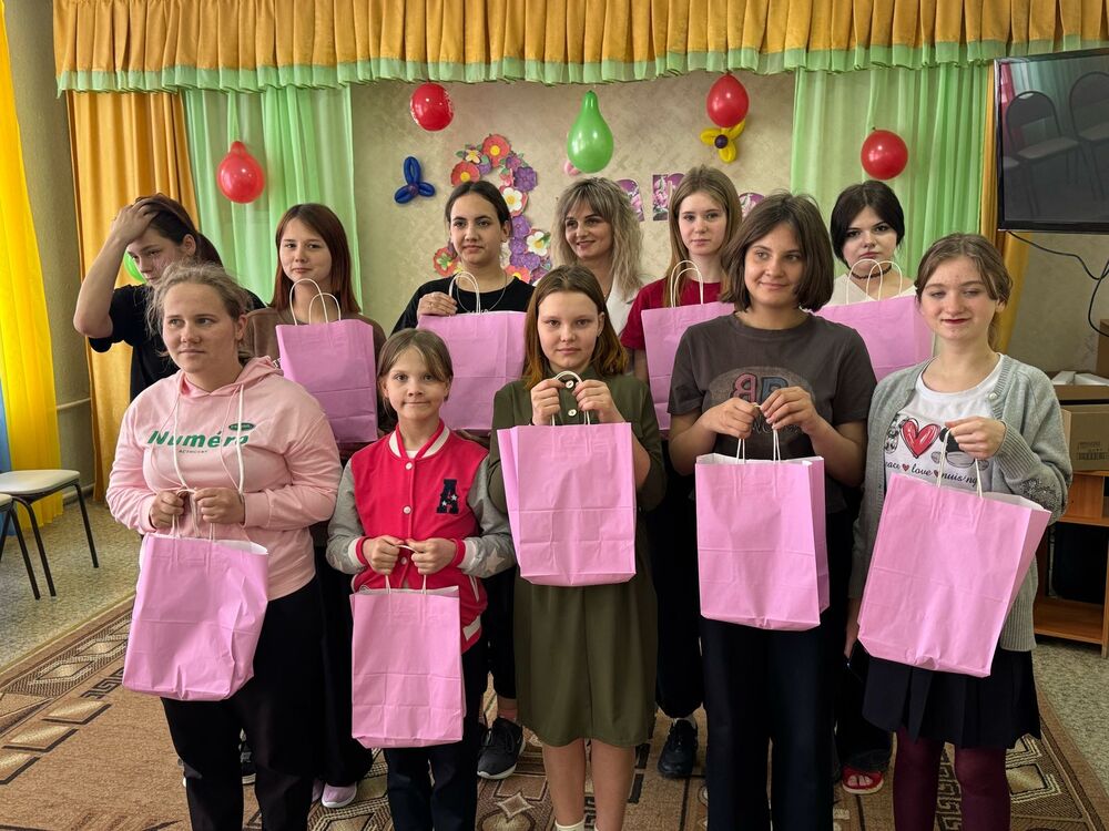 Поздравляем деток на НГ